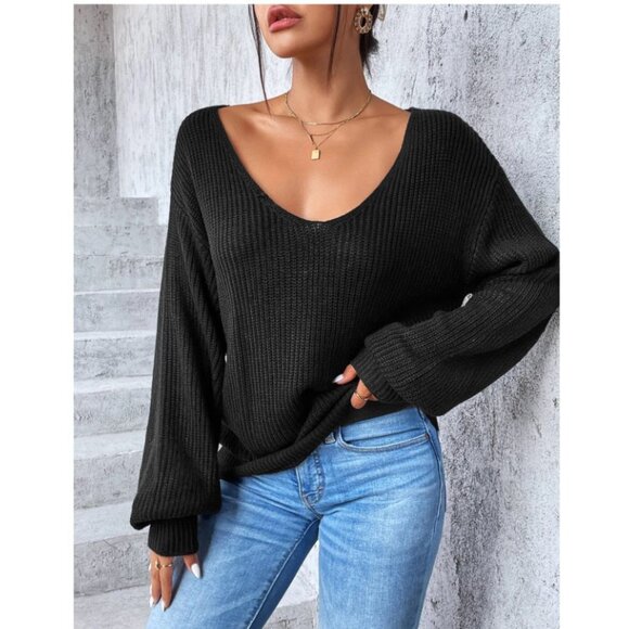 Black Open Back Gold Chain Detail Sweater | Slouchy Knit | Size L - Picture 2 of 10